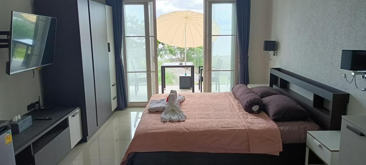 Ganze Beachfront-pool-villa-apartment