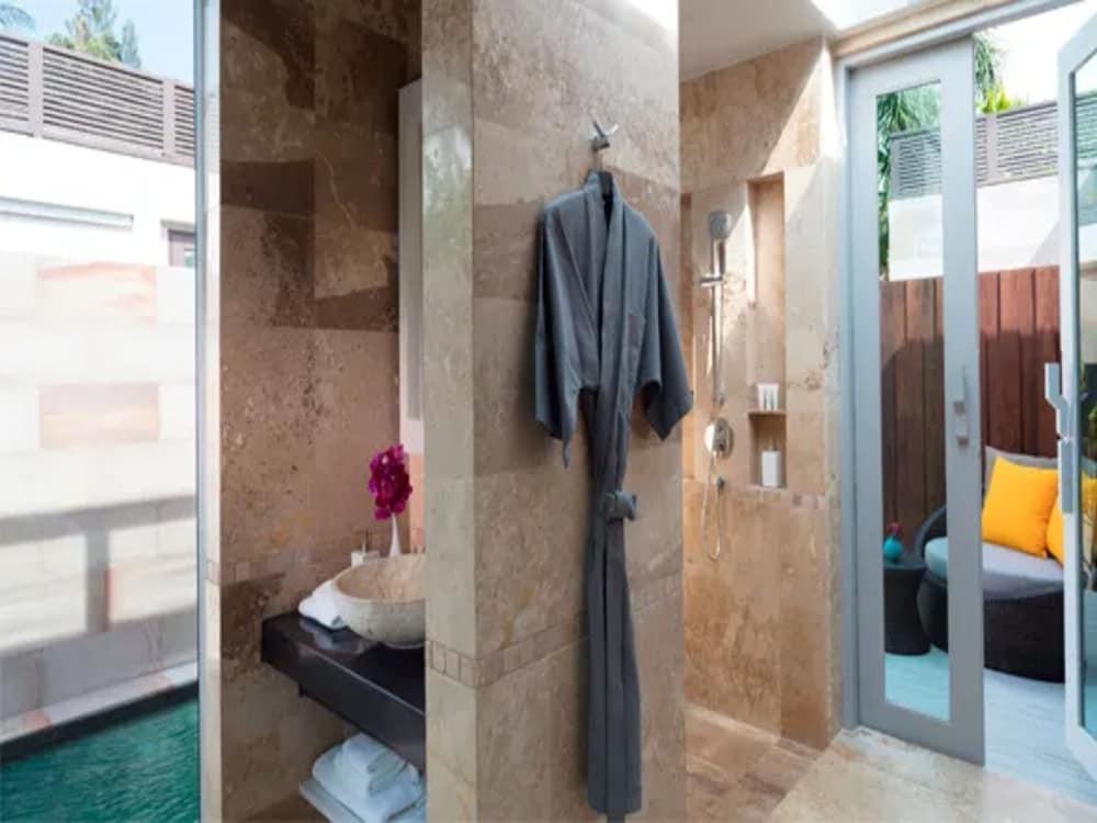 Resort By Avani+ Samui 5*