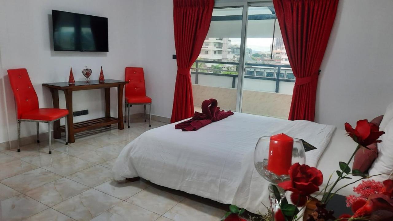Hotel Happy 3*