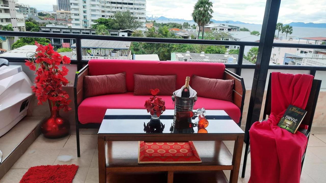 Hotel Happy