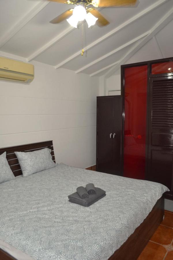 Villa Natural Pool Pattaya 4 Bedroom