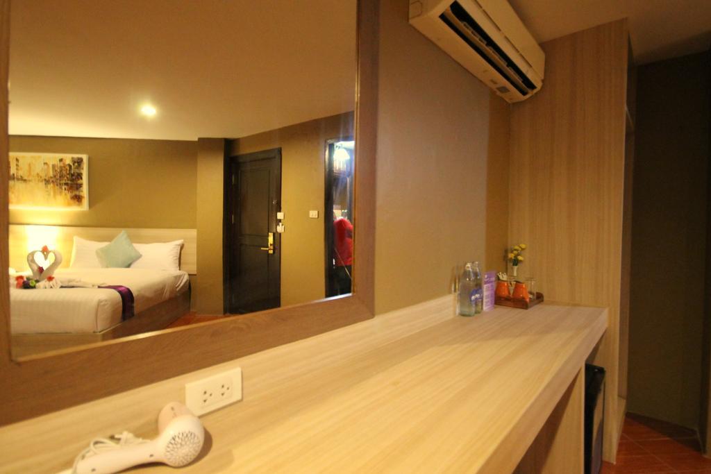 Baywatch Boutique Hotel Ao Nang 3* Krabi