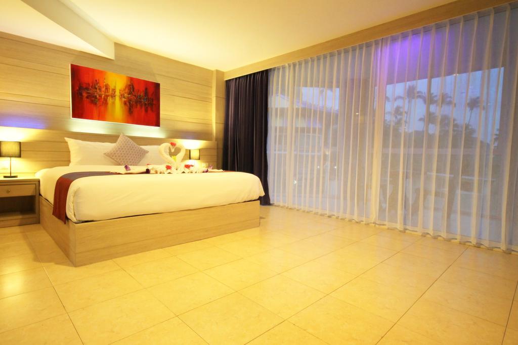 Baywatch Boutique Hotel Ao Nang 3*