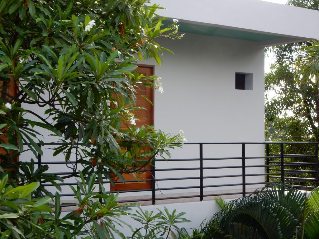 Wandee Hostel Khao Lak