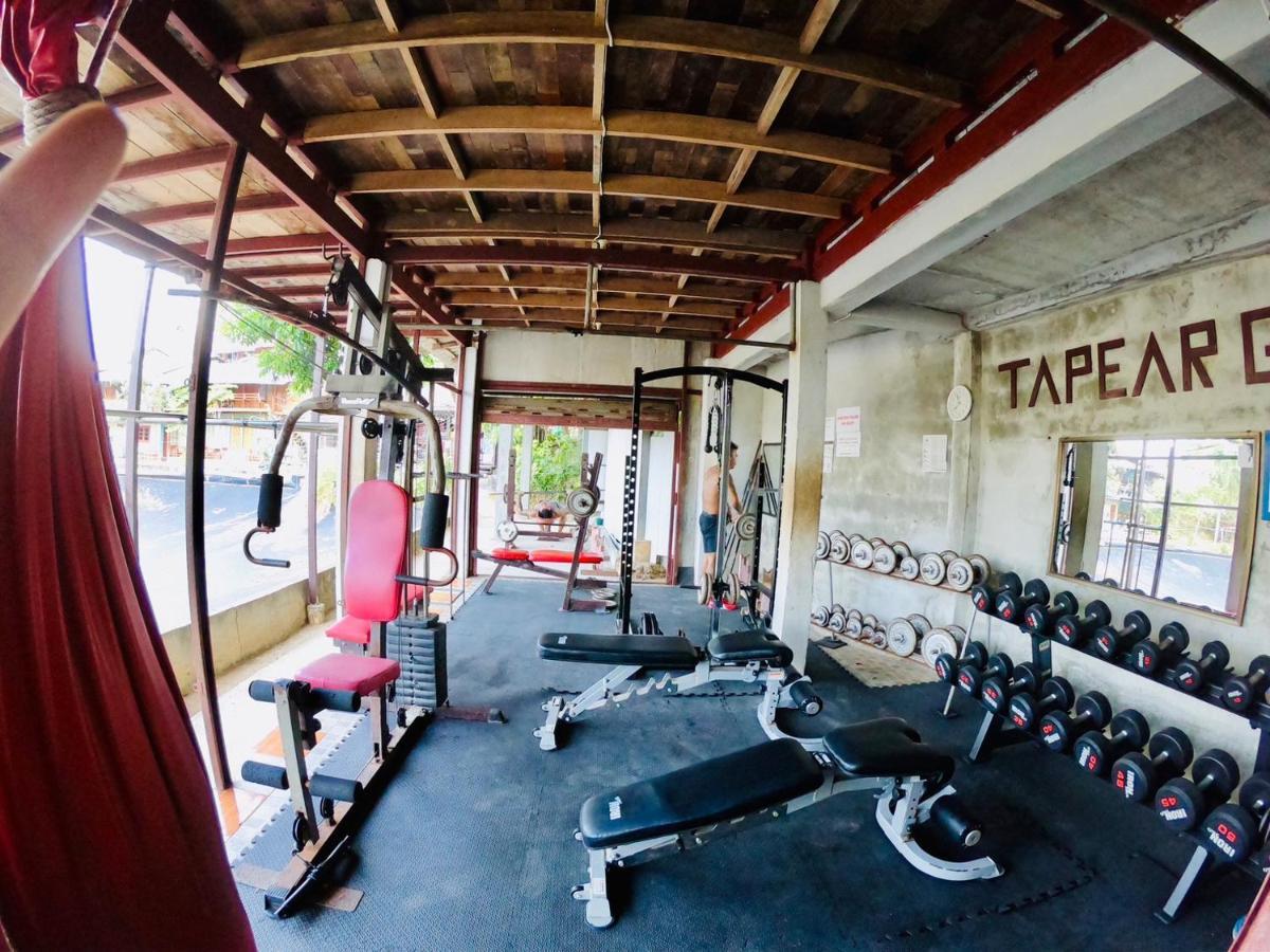 Jr Gym & 2*