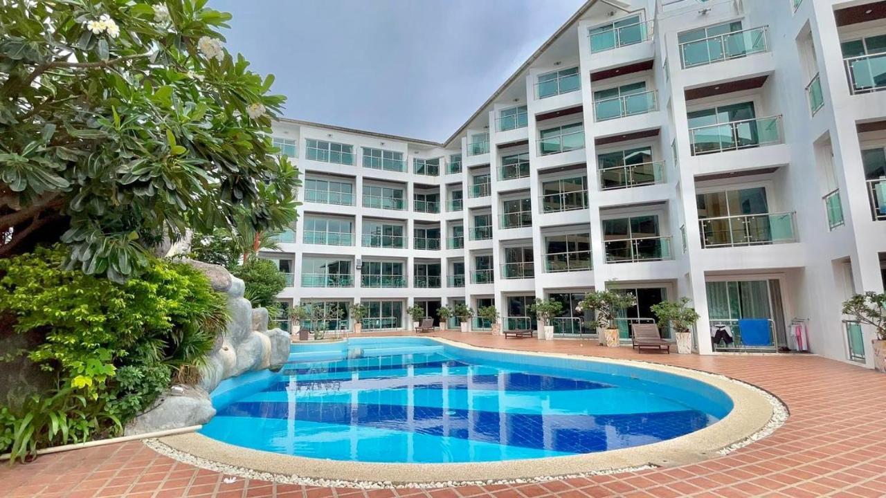 Dragon , Pattaya Hotel 3*
