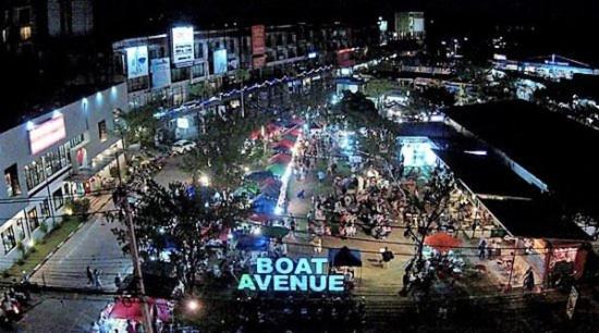 Apartment Boat Avenue Zcape1 Laguna
