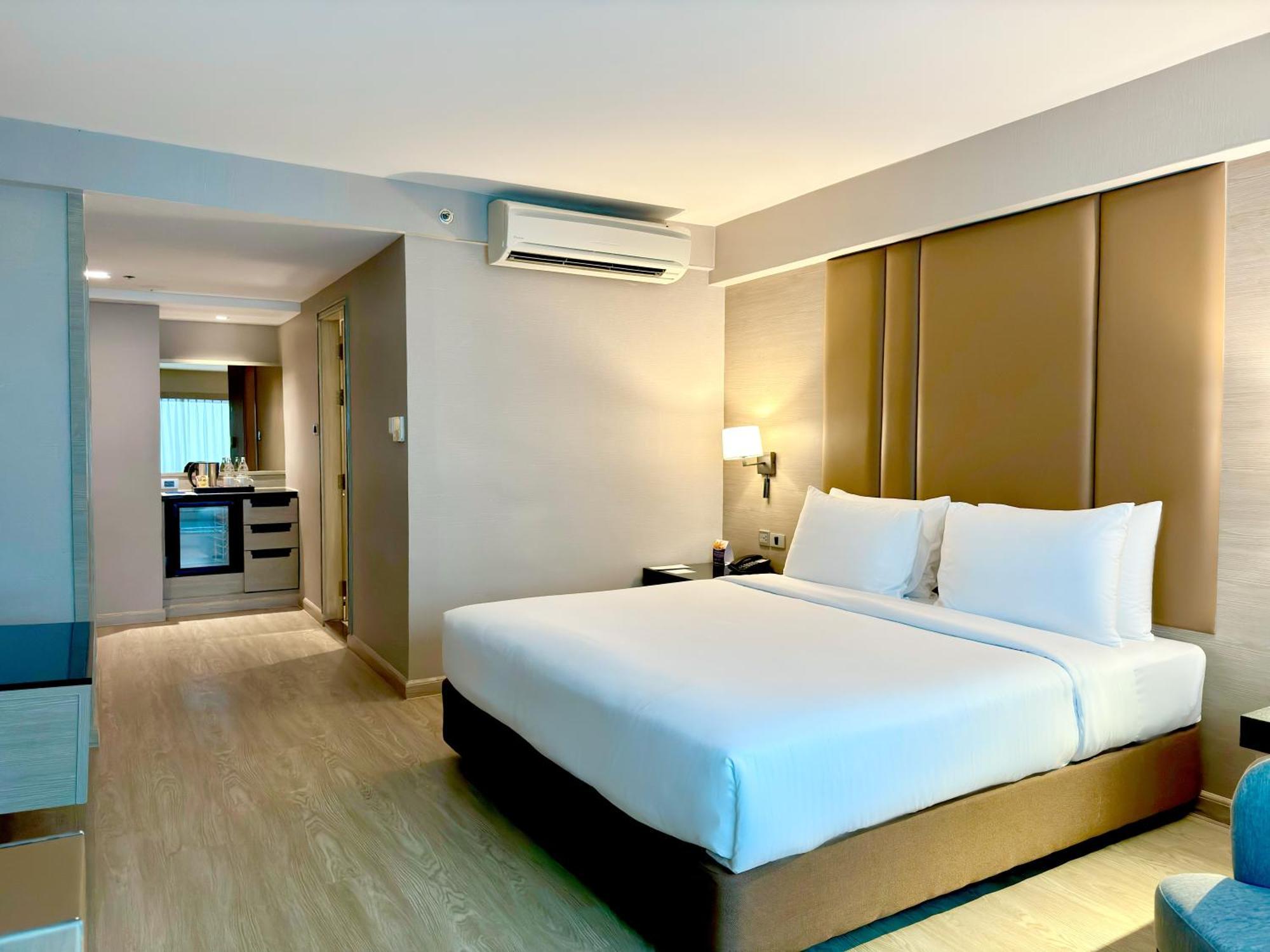 Ramada By Wyndham Sukhumvit 11 Hotel Banguecoque