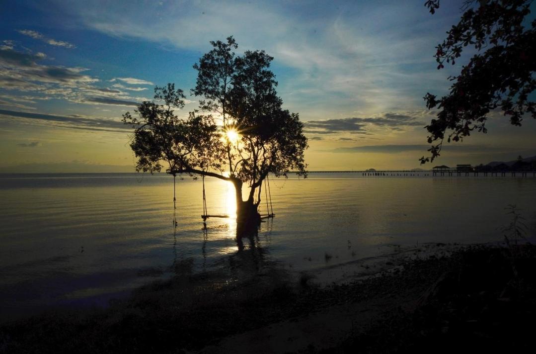 Baan Chid Talay Resort 2*