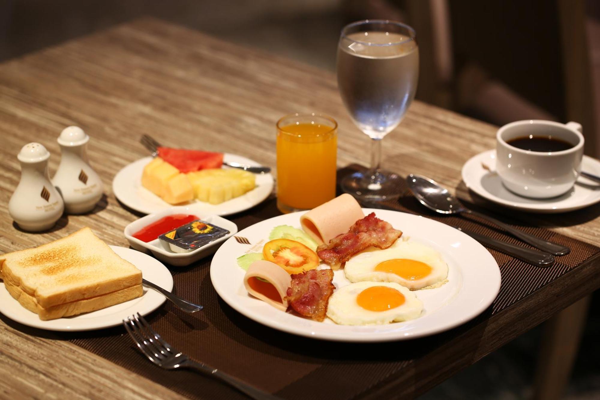 New Season Hotel 3*