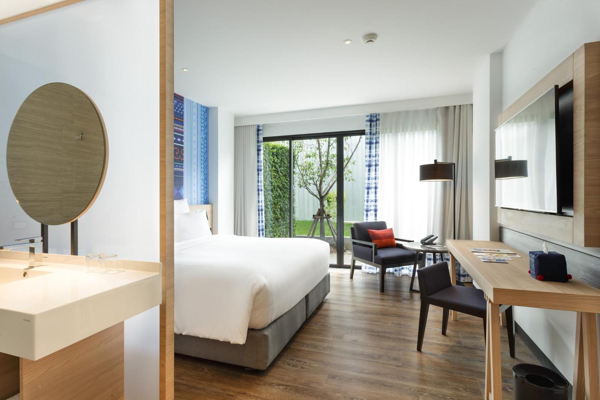 Novotel Chiangmai Nimman Journeyhub Hotel