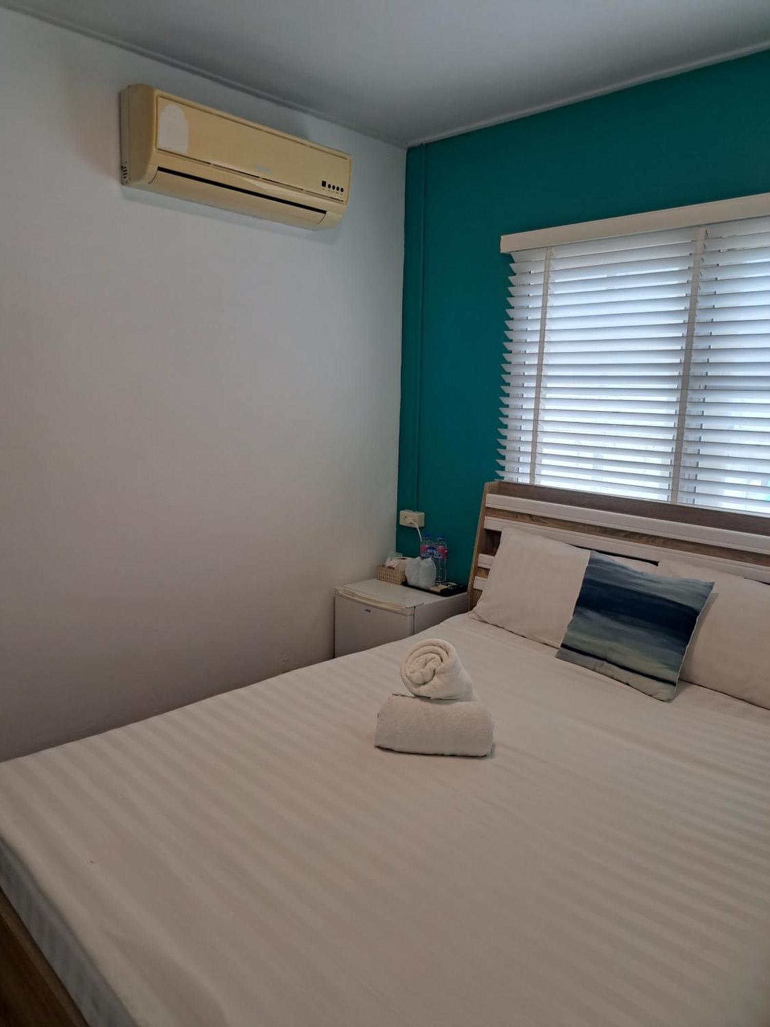 Karoon Hut 2* Hua Hin