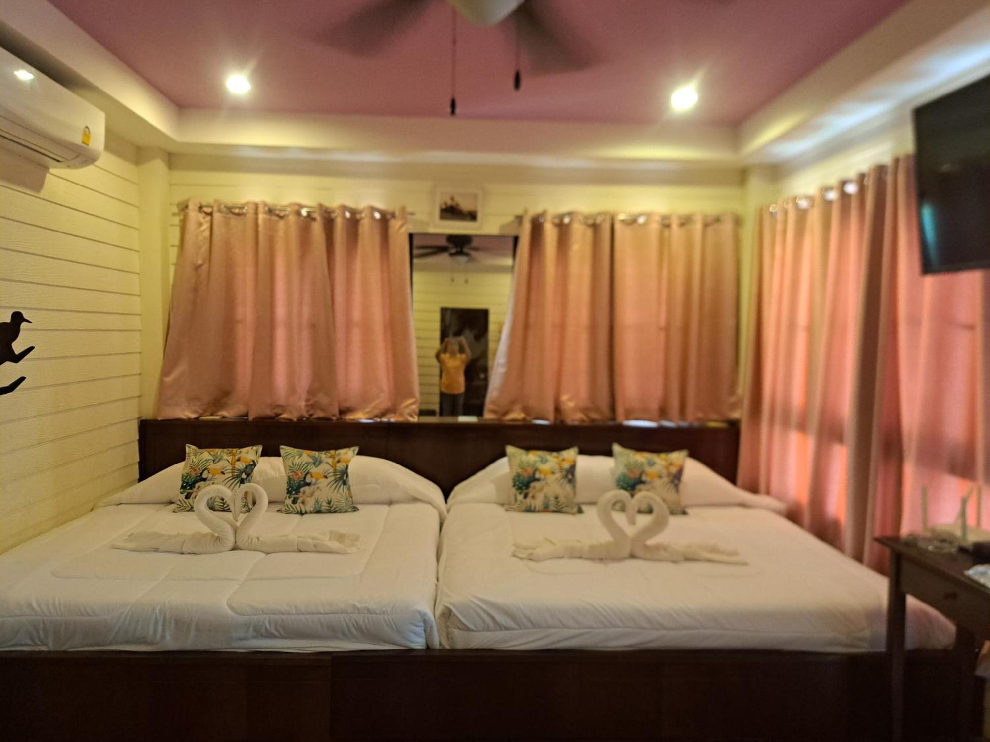 Guest house Karoon Hut Hua Hin