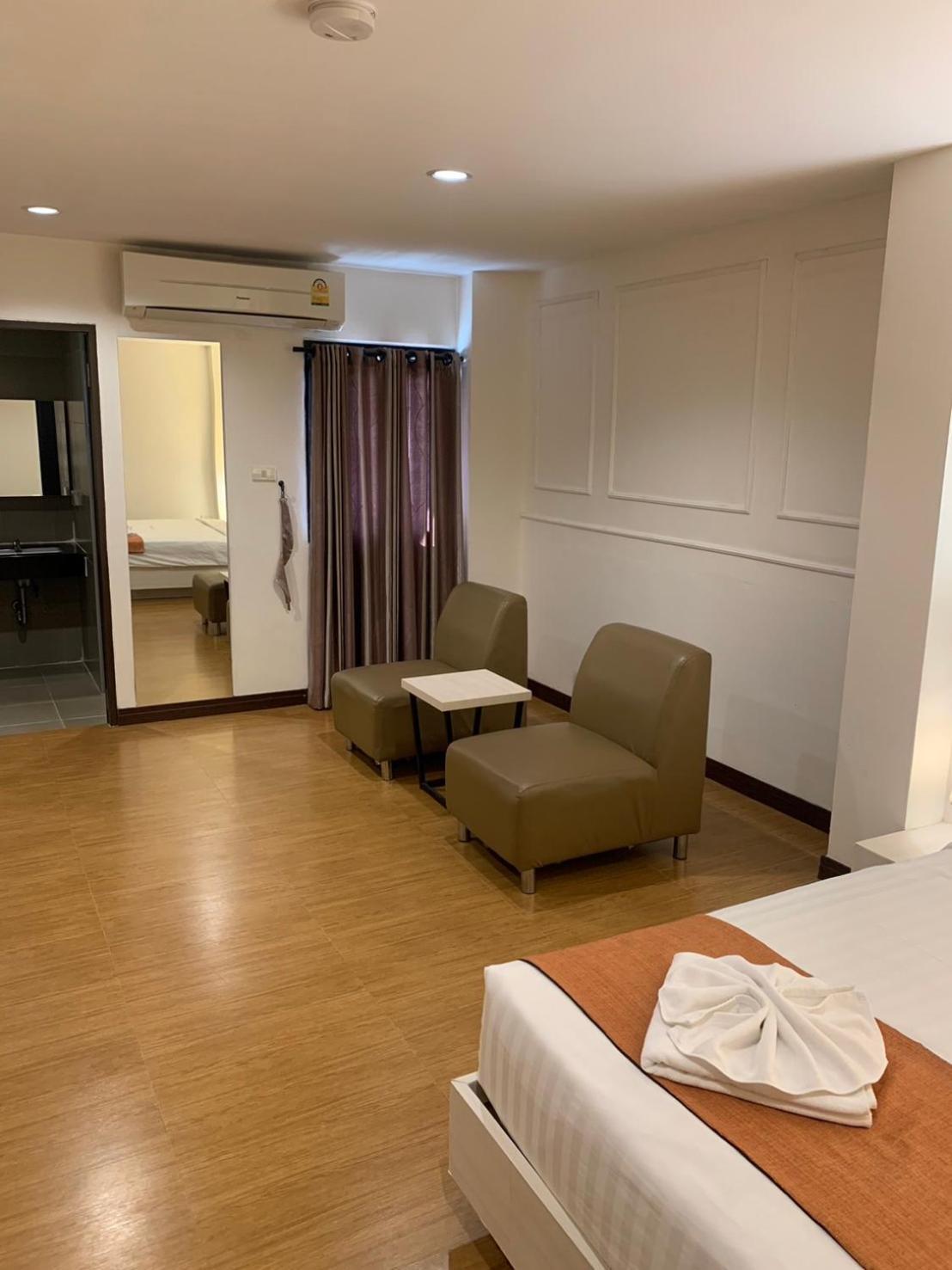 Hotel De Hug & Chiang Rai
