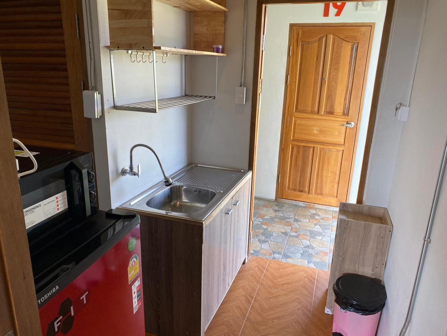 Albergue Sakura House *