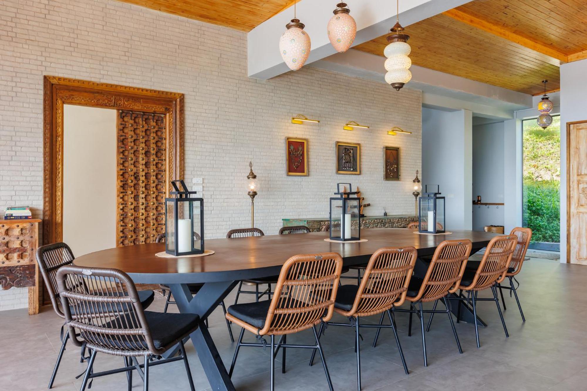 Villa 5br Luxury Prime Location *