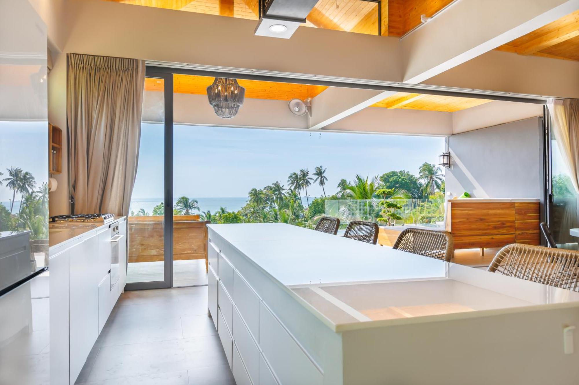 5br Luxury Prime Location Villa