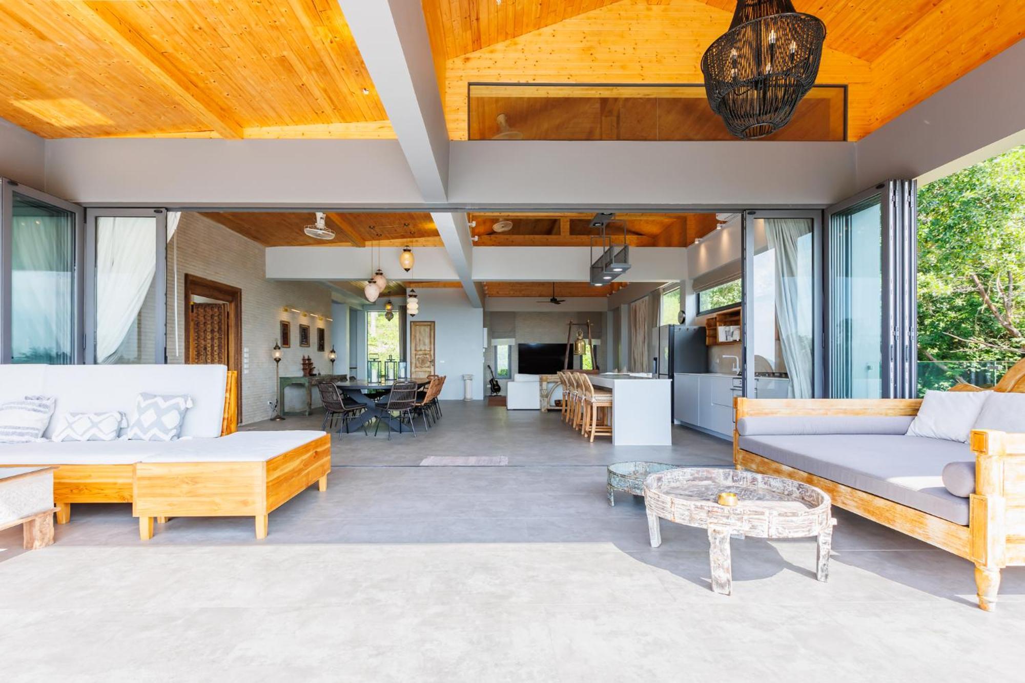 5br Luxury Prime Location Villa