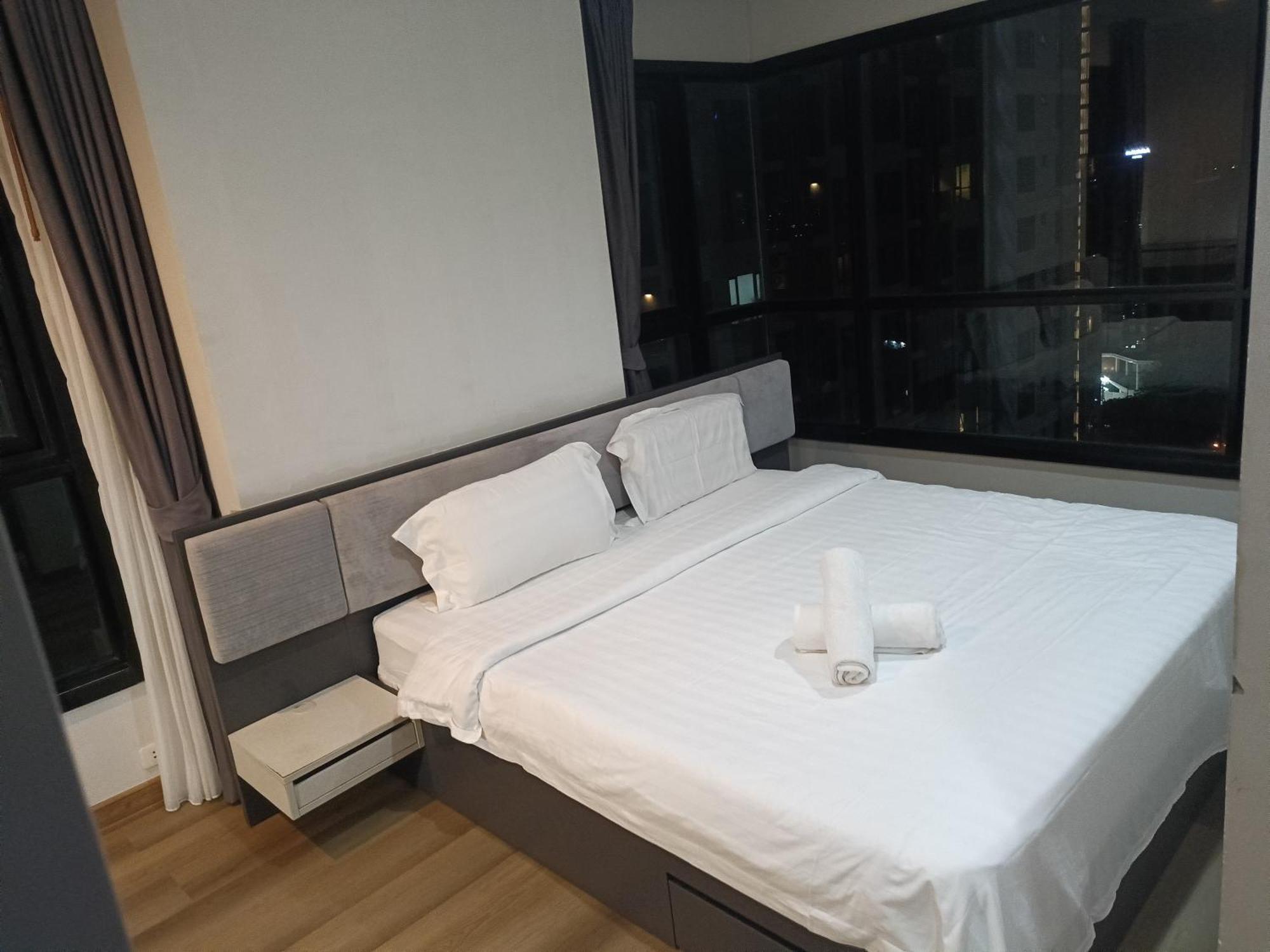 The Base Seaview Apartment Pattaya