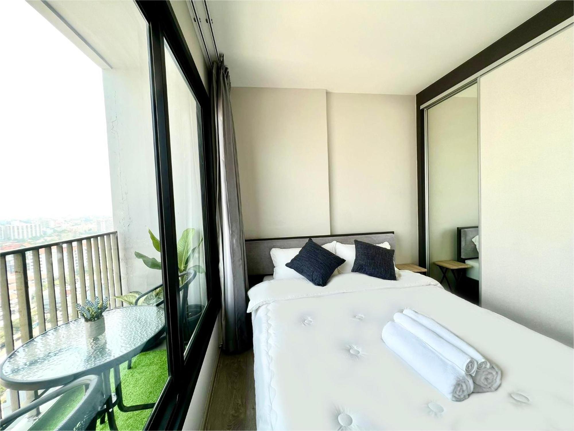 Apartment Sea View @the Base *