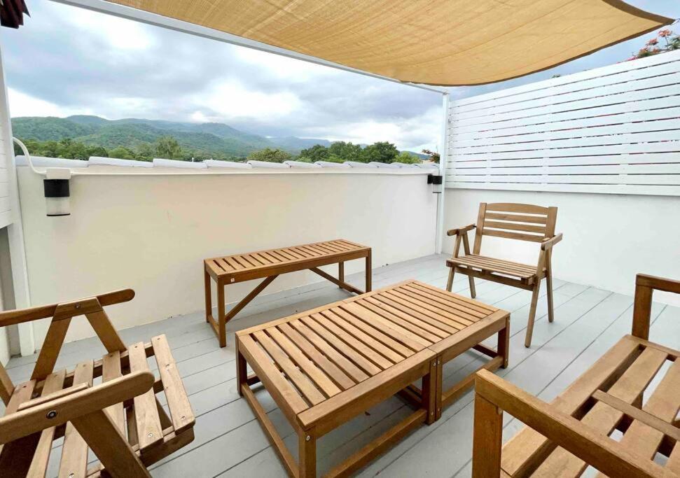 Mountain View With Rooftop At Suthep Wat Umong Chiangmai Holiday home *