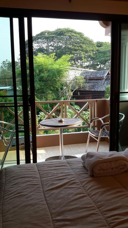 Donchai House Guest House& Cafe Inn