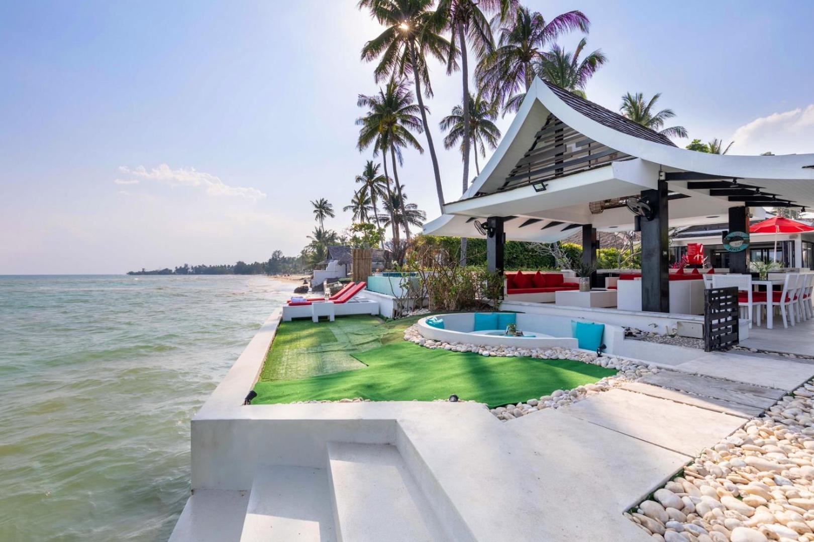 Villa Beachfront Baan Paradise