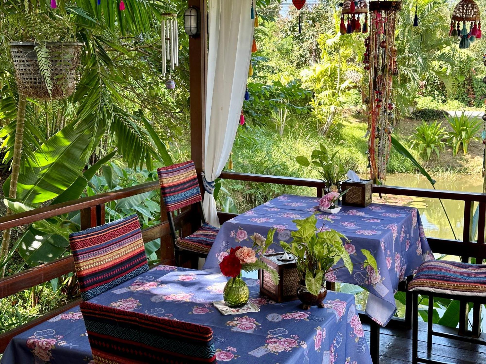 Pura Vida Resort Pai