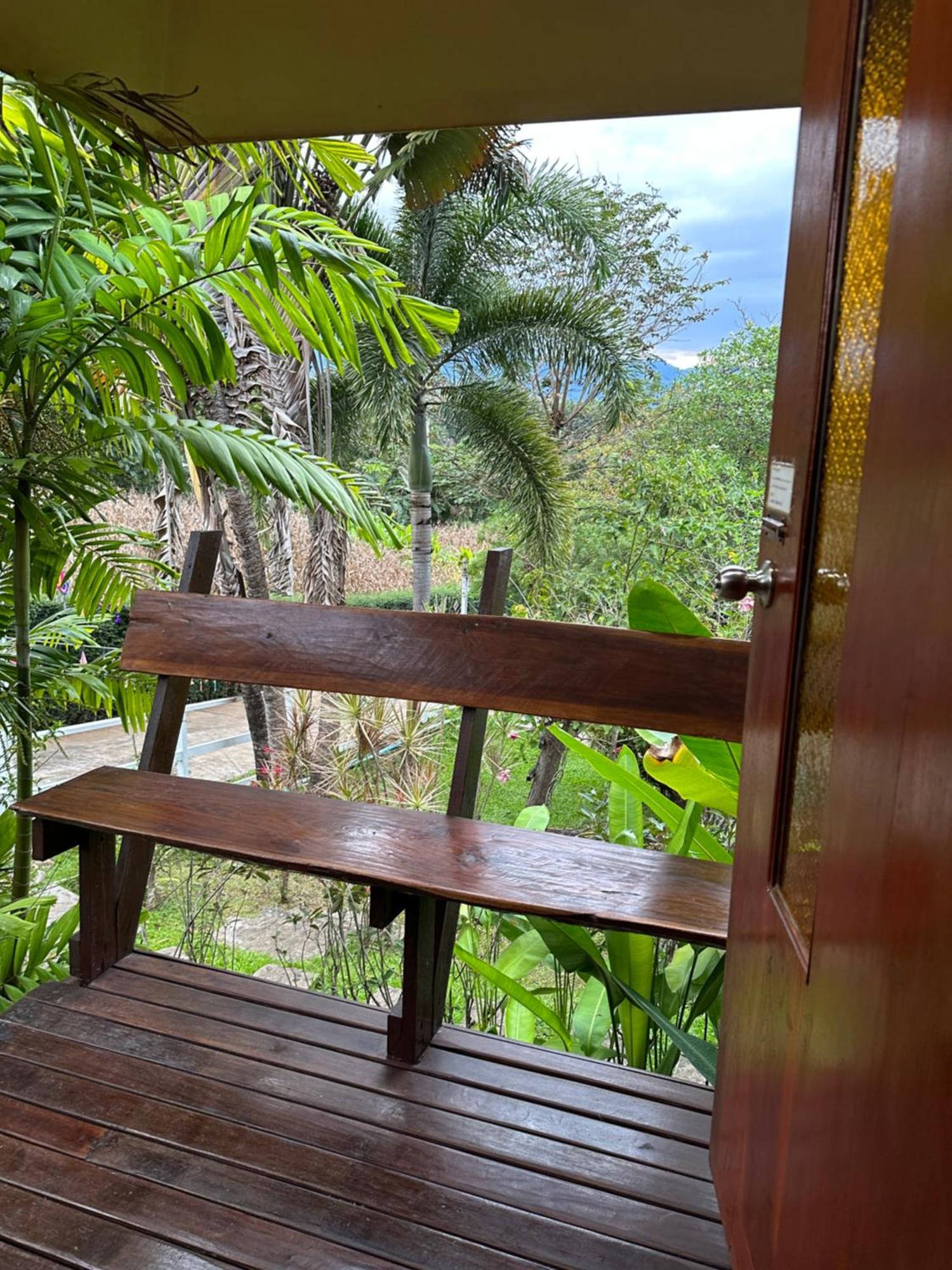 Pura Vida Resort 3*