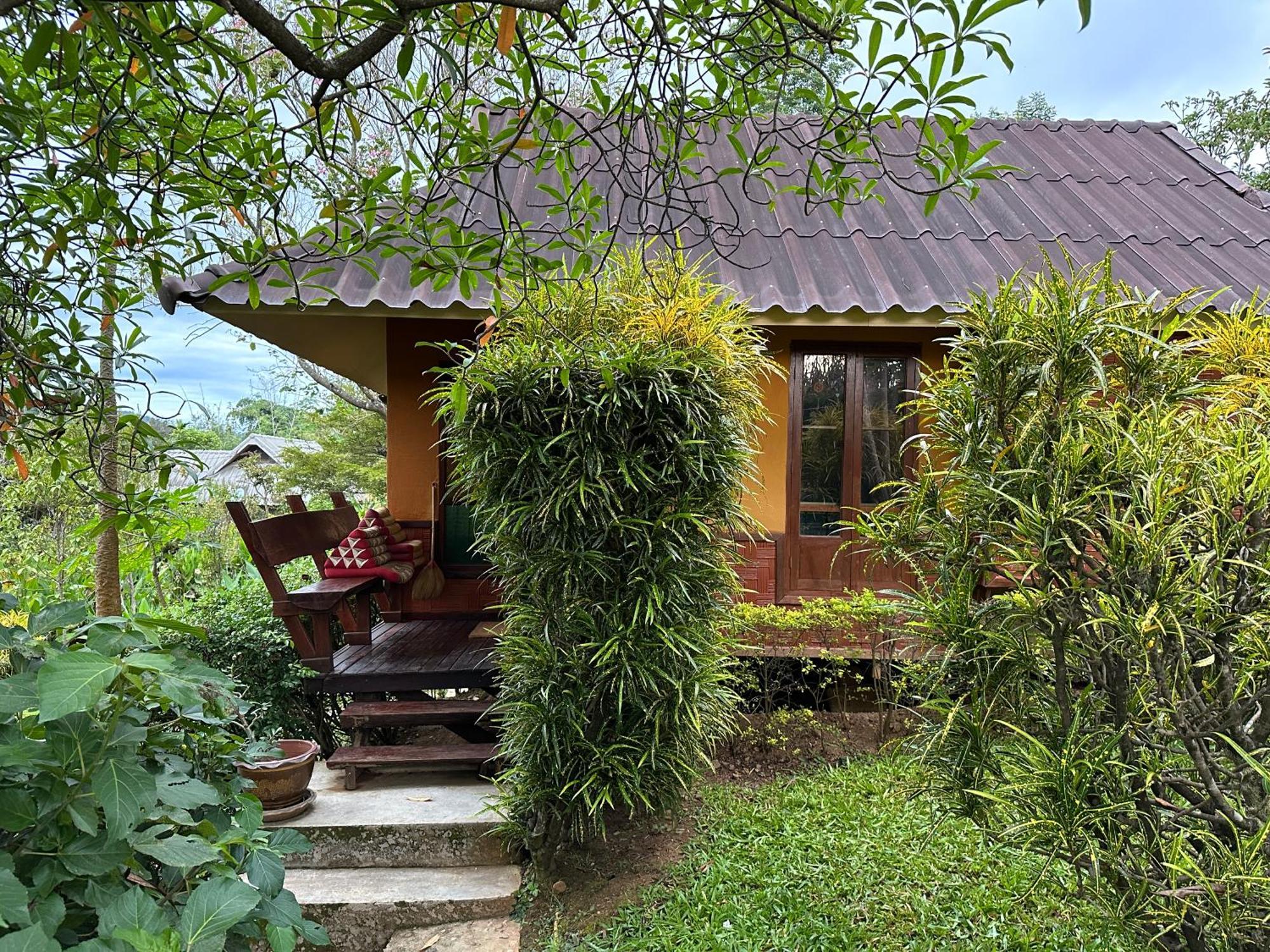 Pura Vida Resort 3*