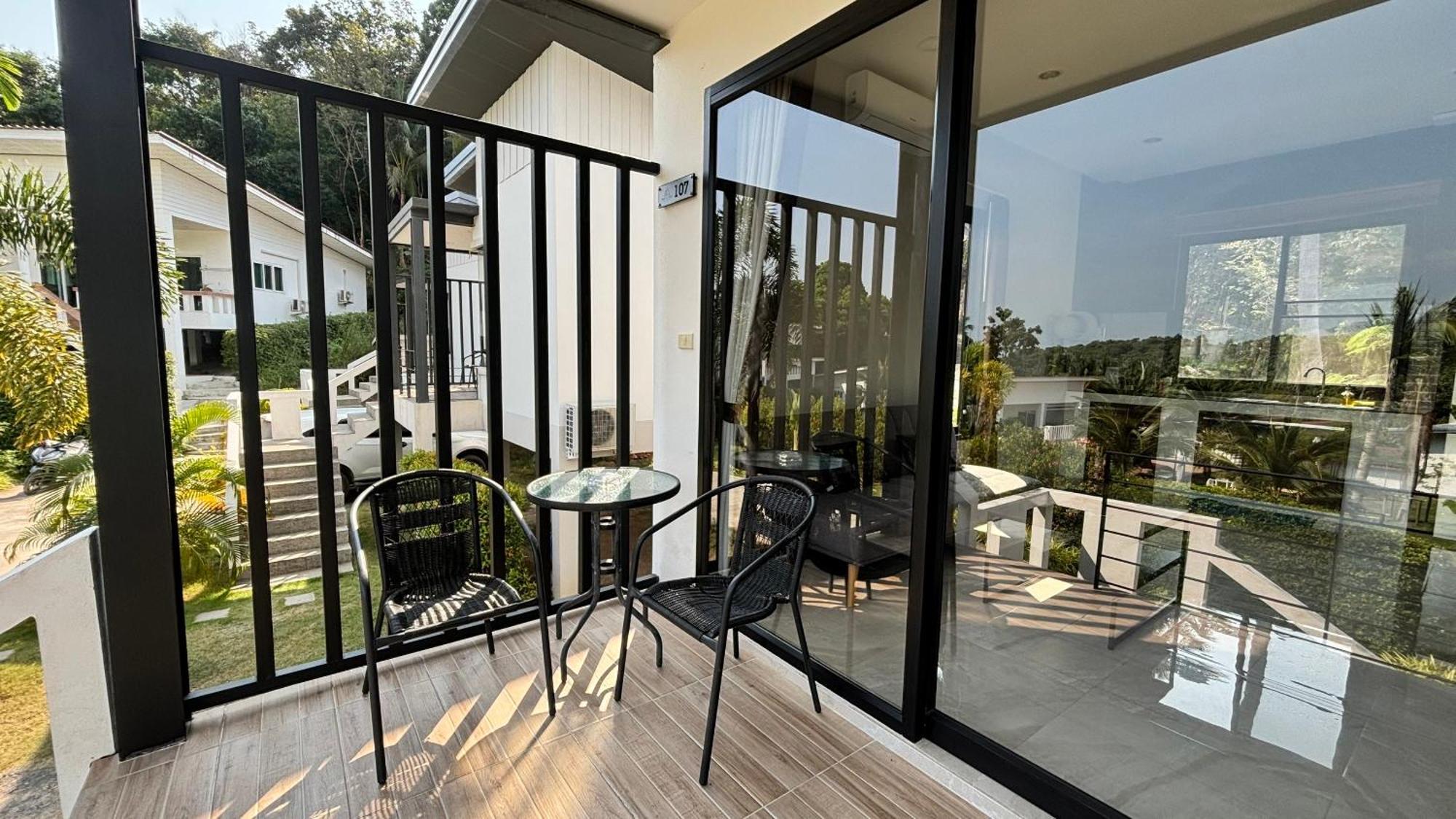 Naiwok Hills Resort 4*