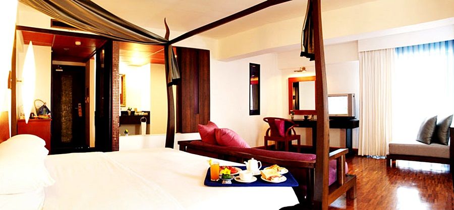 Hotel Patong Beach Hotel 4*