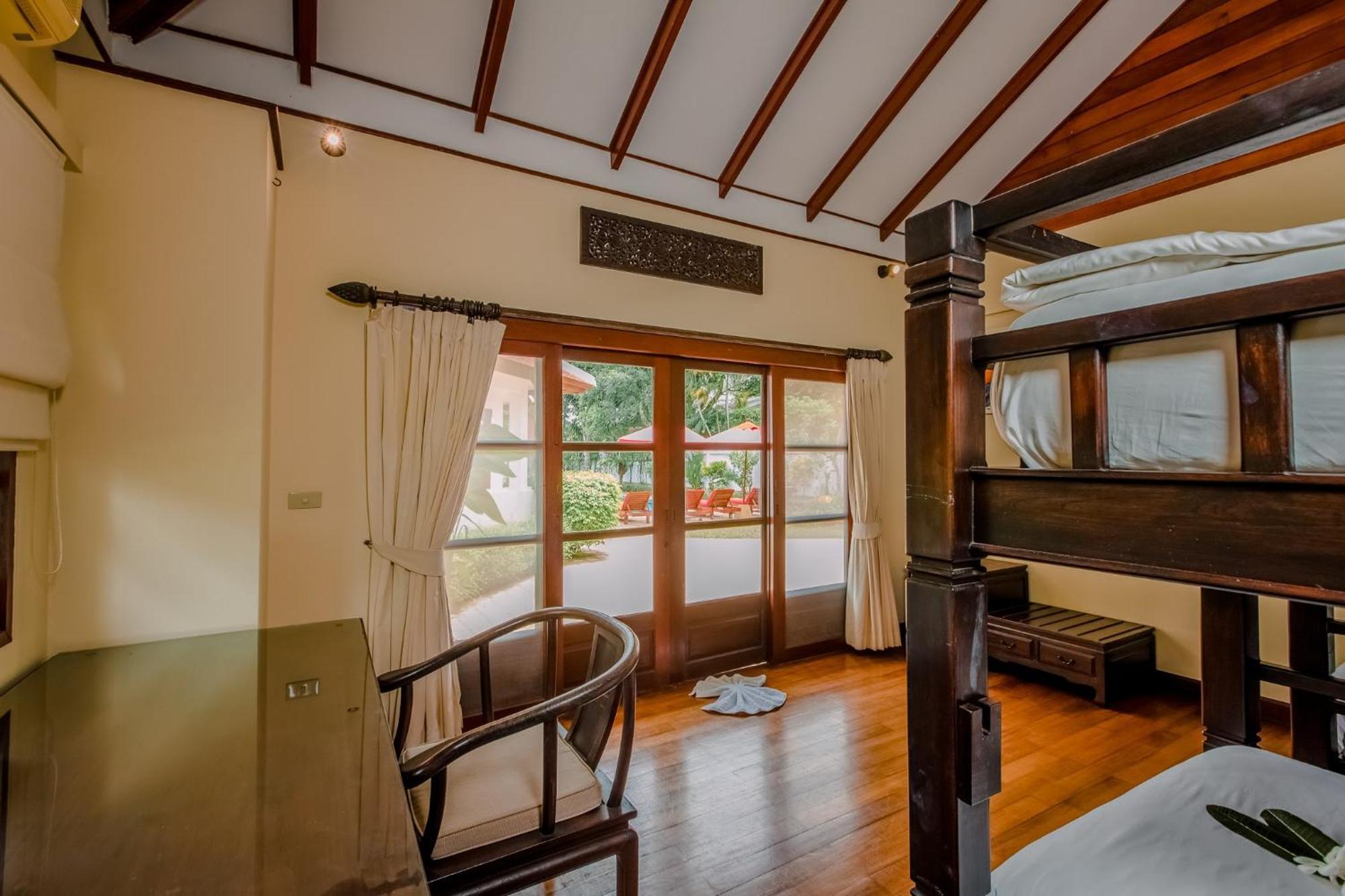 Hotel The Privilege Ezra Club Bang Rak Beach (Koh Samui)