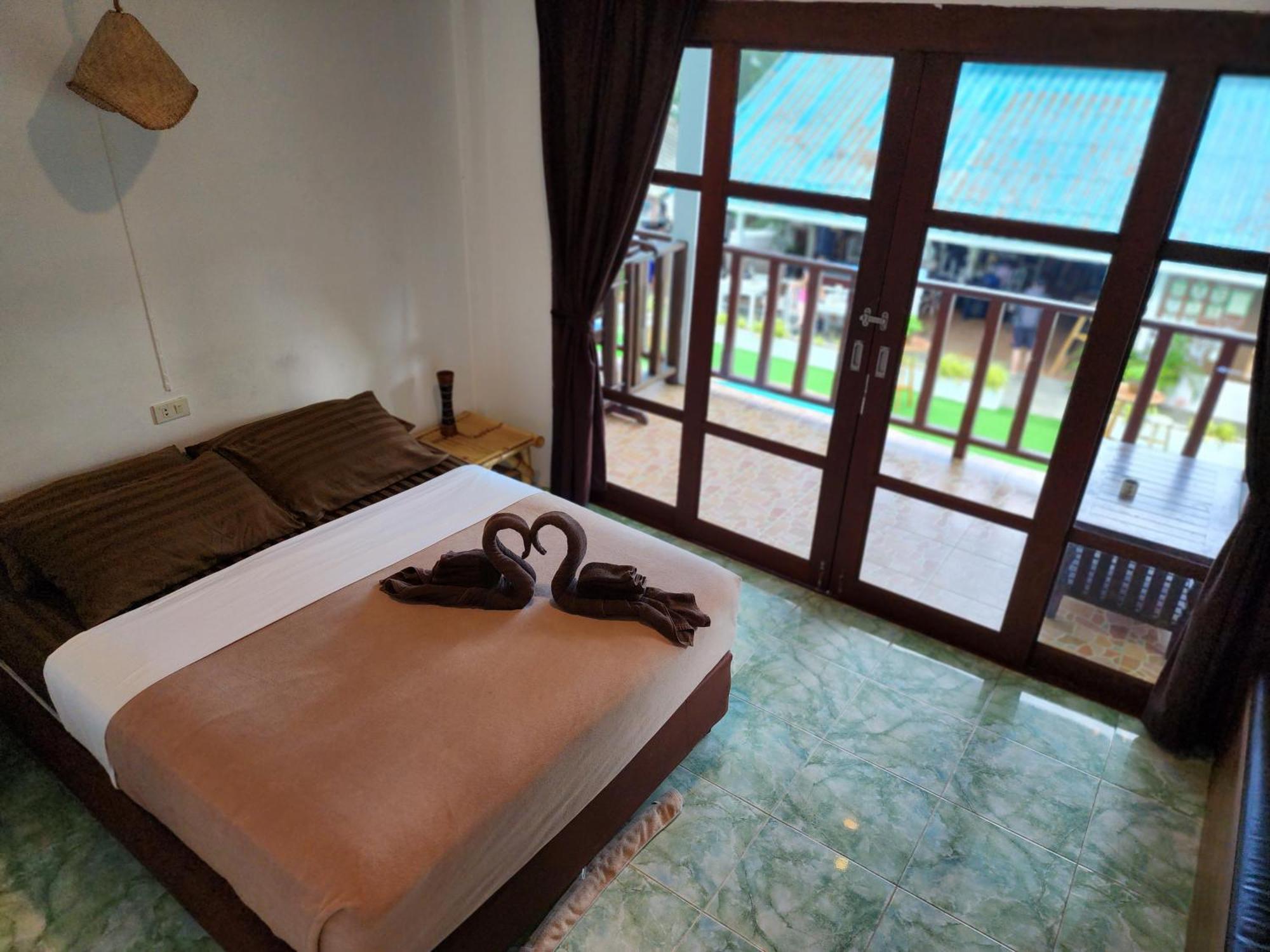 Hotel Tiki Beach Koh Phangan Beach Restaurant Bar And Coworking (Adults Only) 3*