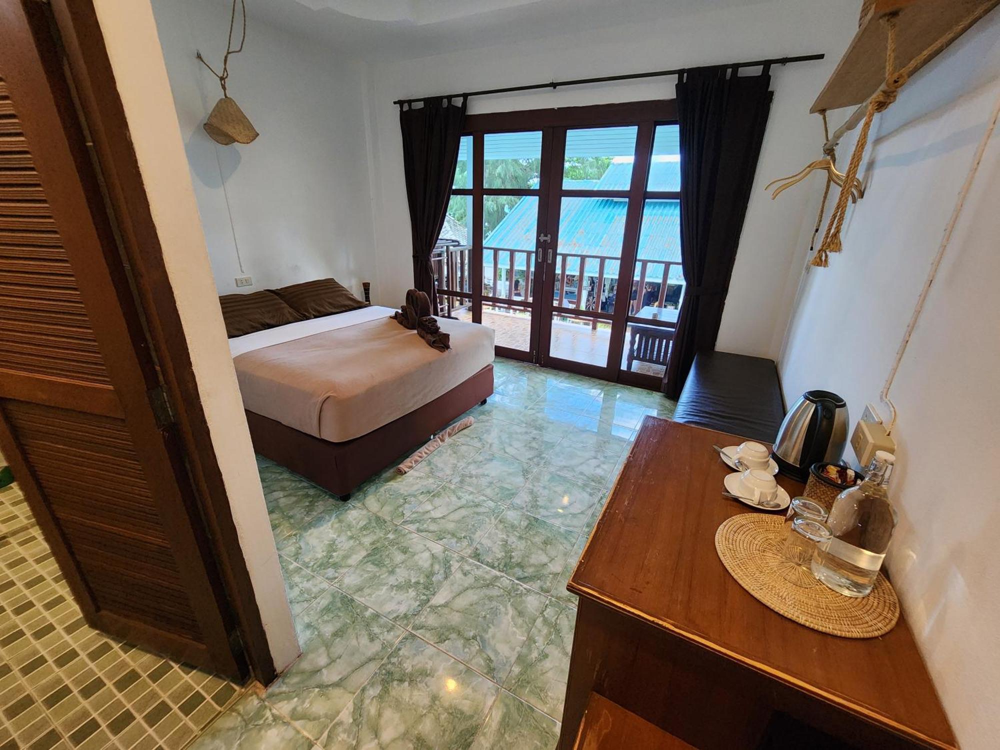 Tiki Beach Koh Phangan Beach Restaurant Bar And Coworking (Adults Only) 3* Baan Tai