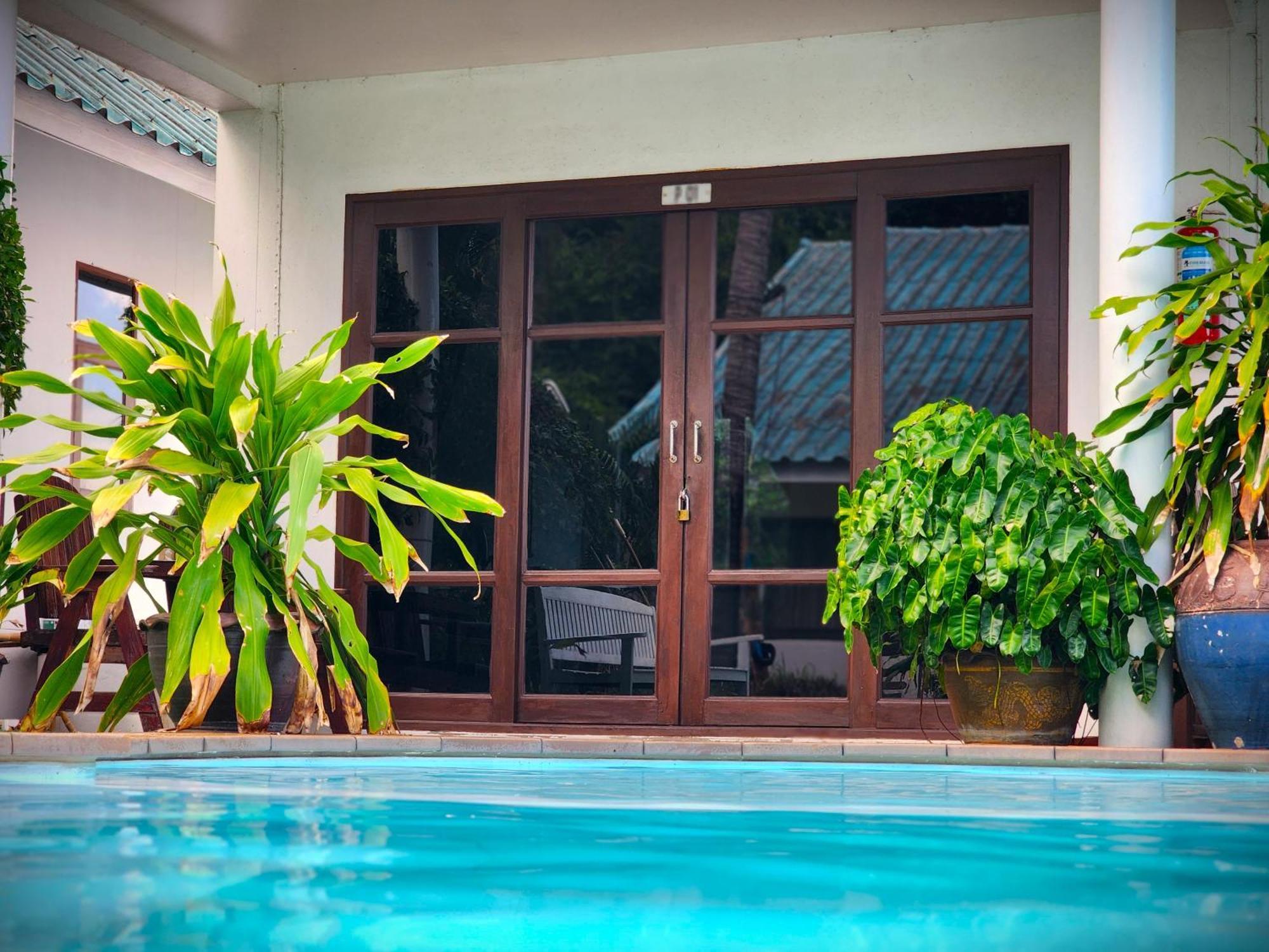 Hotel Tiki Beach Koh Phangan Beach Restaurant Bar And Coworking (Adults Only) 3*