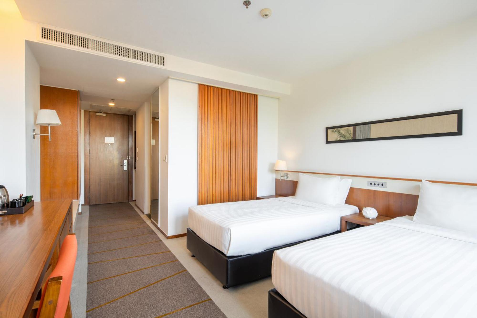 Hotel Eastin Tan