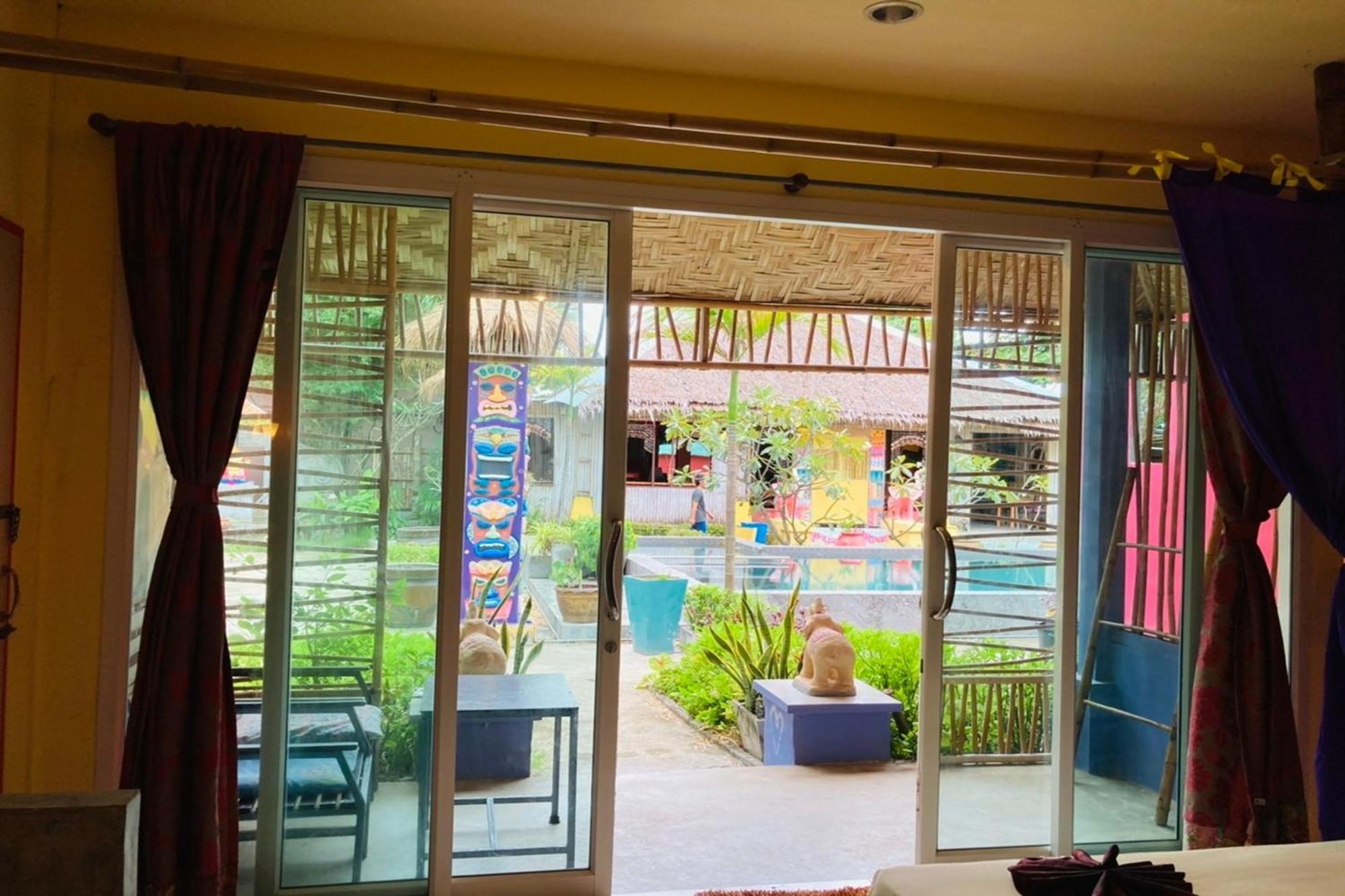 Chaba Hotel 4*