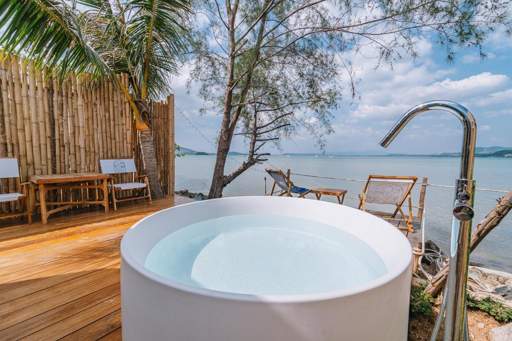 Pousada Sea Sky Front Phuket
