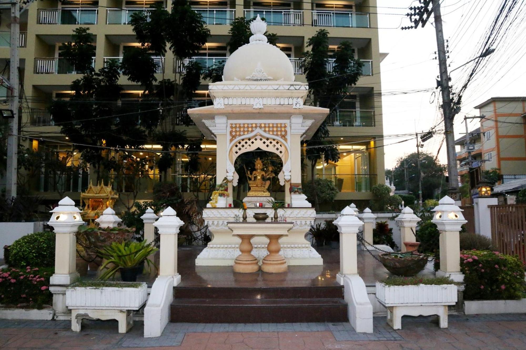 Hotel Crystal Palace Luxury 5*