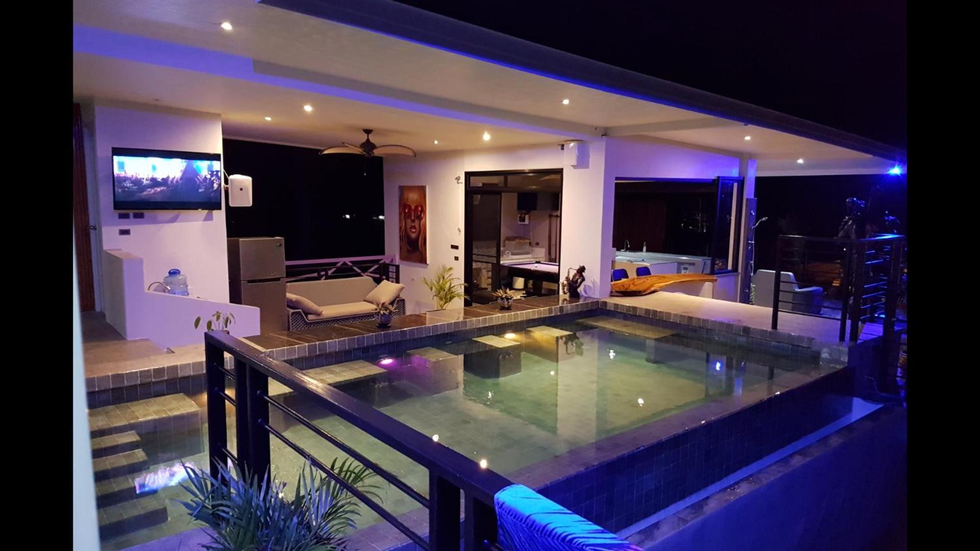 Penthouse Crystal Bay Apartamento