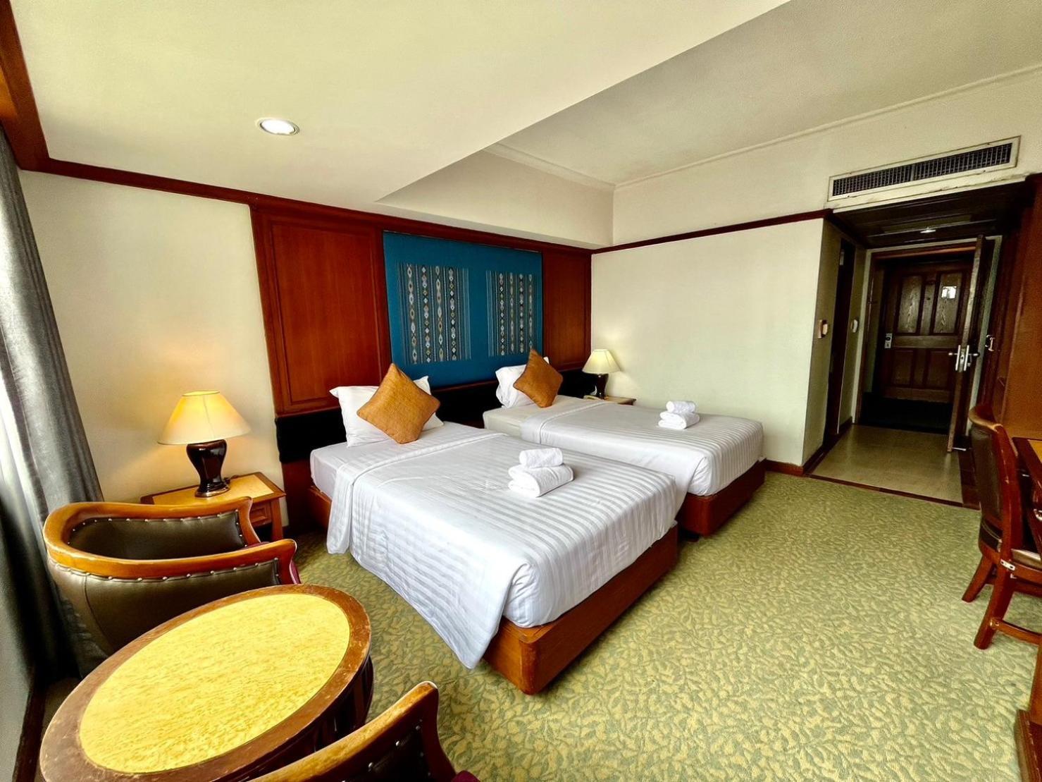 Asian Hat Yai