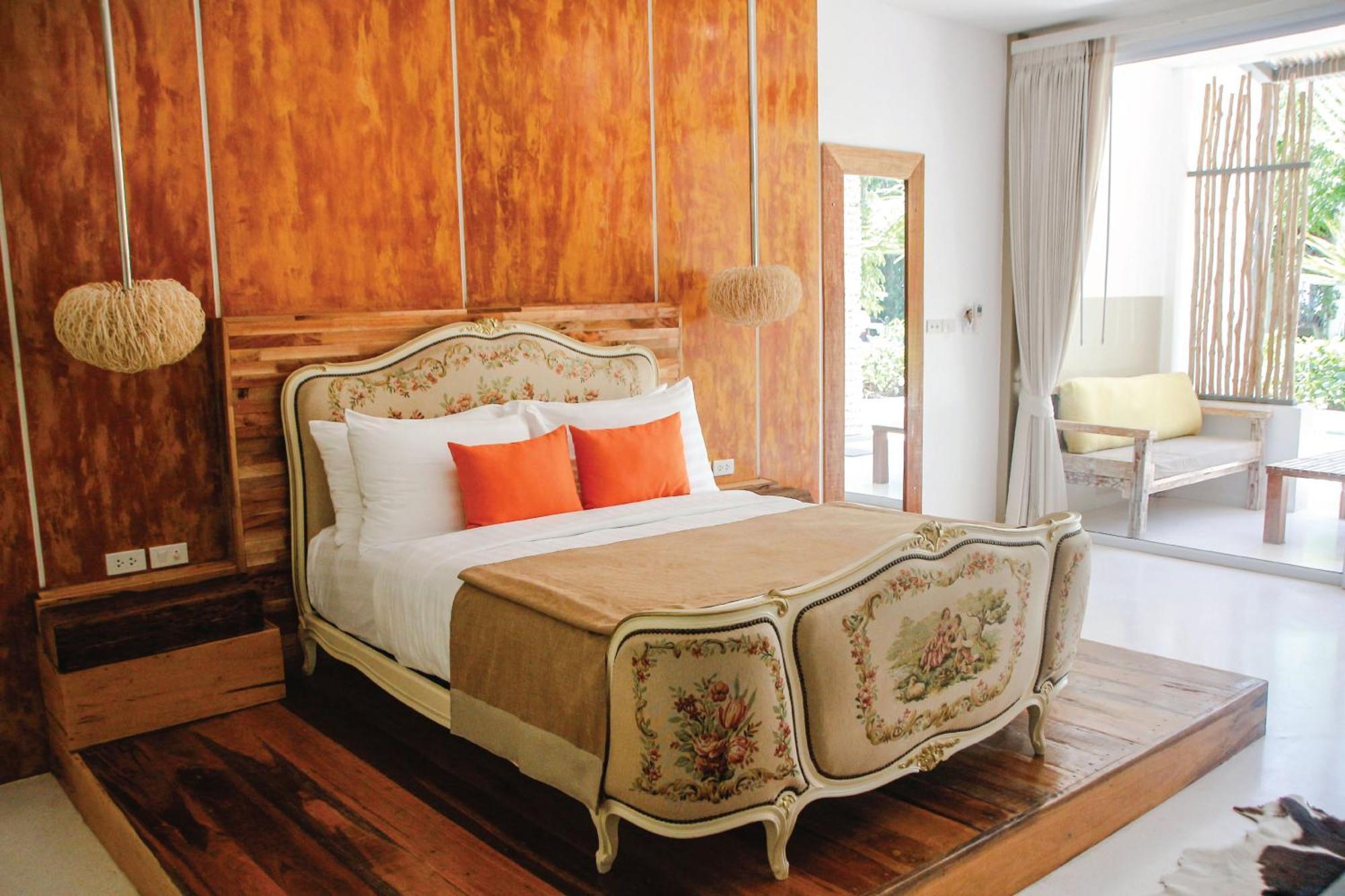 Summer Luxury & Resort