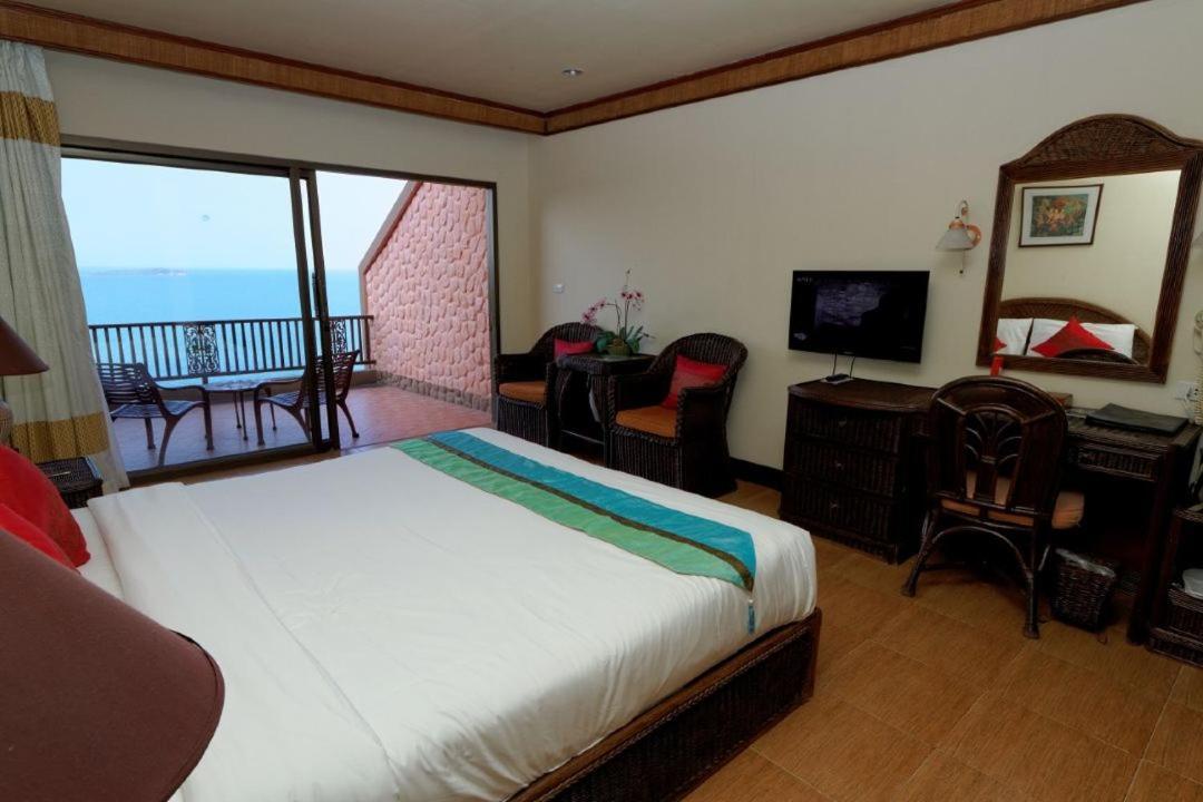 Resort Samui Bayview & - Sha