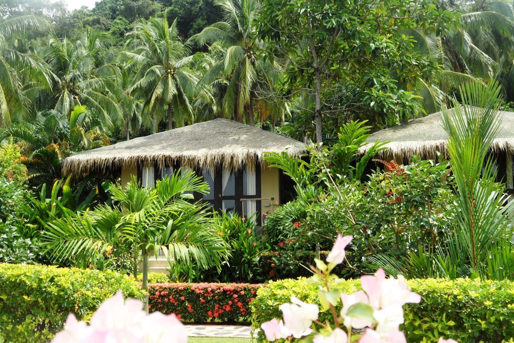 Amber Sands Resort