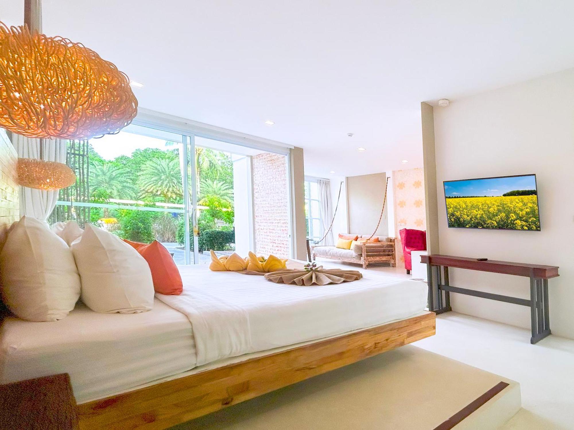 Summer Luxury & Resort