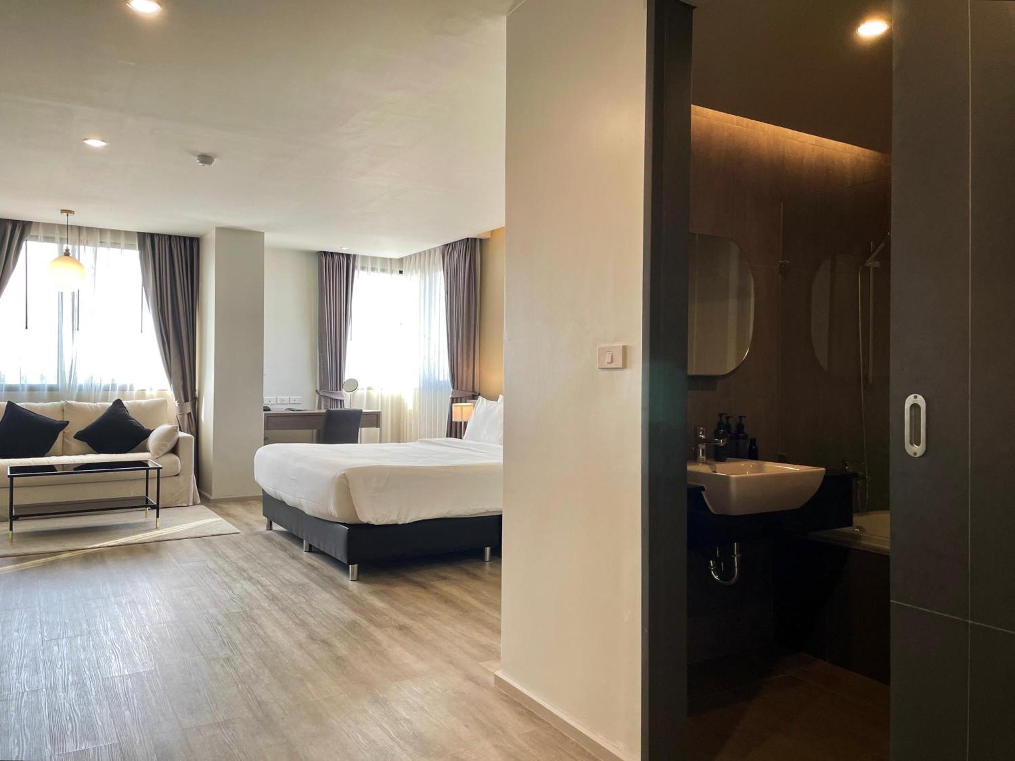 The Rise Hotel, - Sha Extra 4* Chiang Mai
