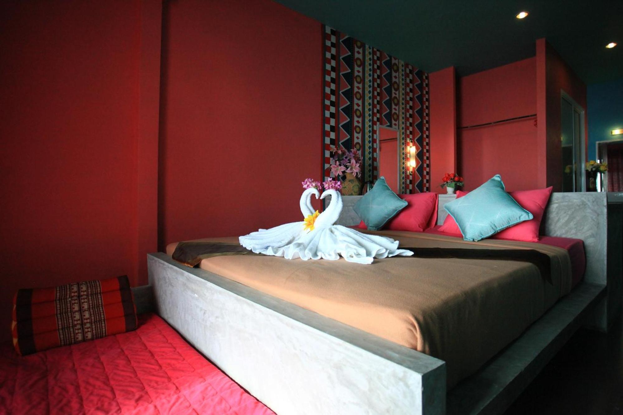 Chaba Hotel 4*