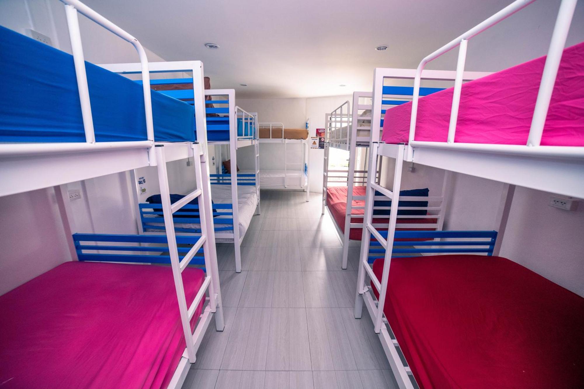 Phangan Arena Hostel Baan Tai