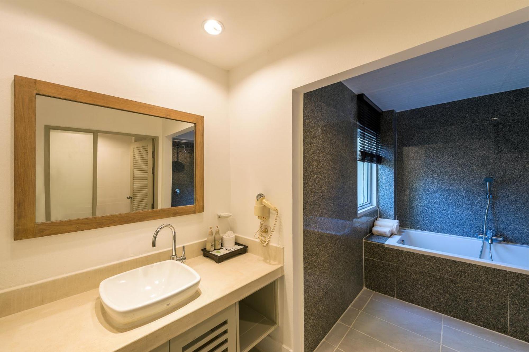 Aonang Seasons Hotel Krabi